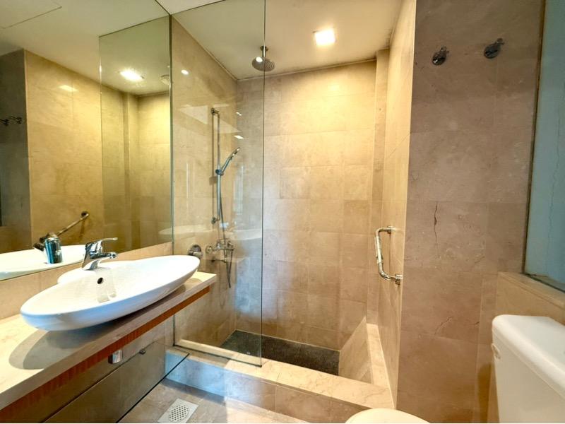 Apartment for Rent, Icon Apartment For Rent, $4,100, 1 Bed 1 Bath 581 sqft $7.06 psf, SGD 4,100 | 99-year Leasehold