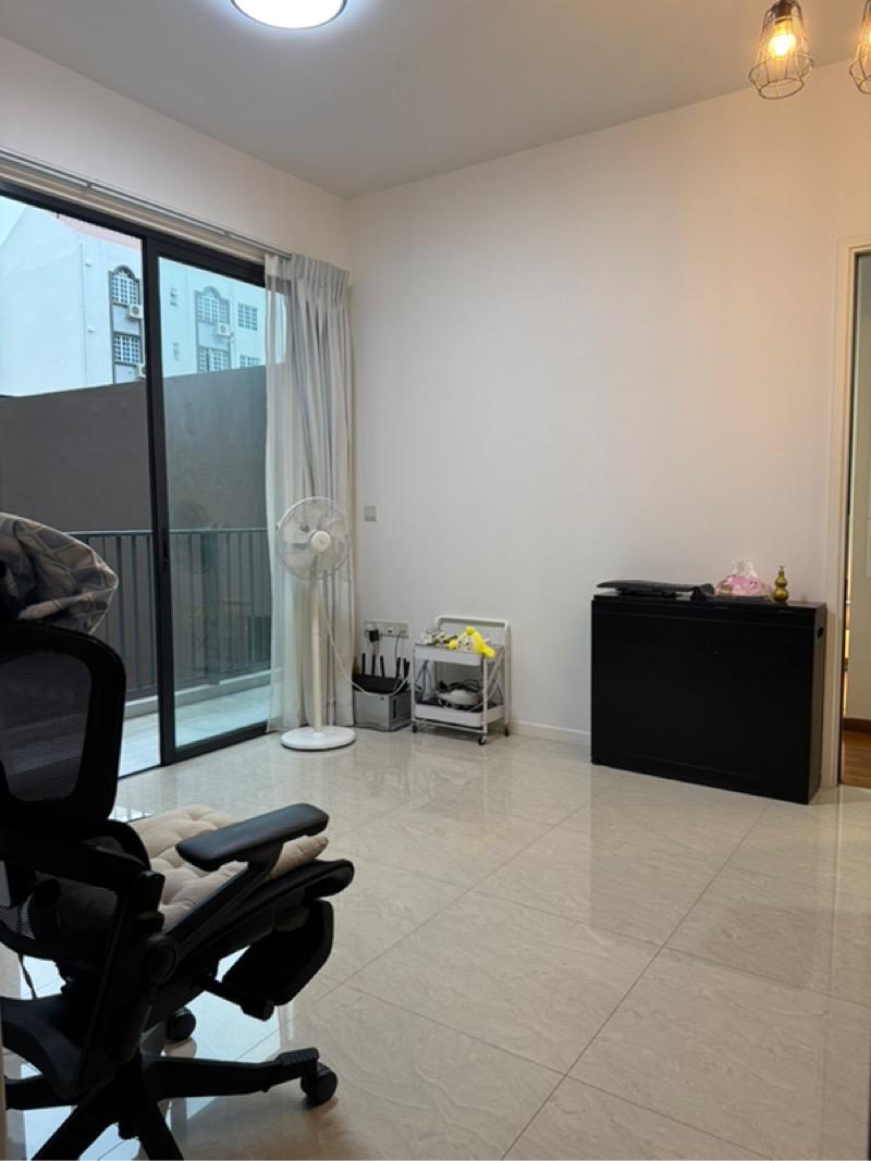 Prop-GPT: Condominium: D14 Geylang Service Unavailable
