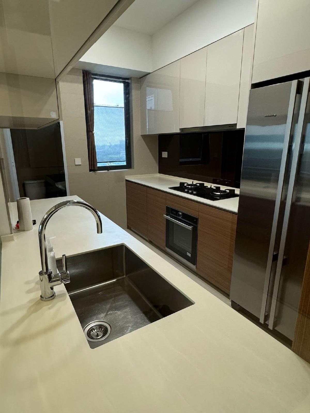 Condominium for Rent, Stirling Residences Condominium For Rent, $7,500, 3 Bed 2 Bath 1,055 sqft $7.11 psf, SGD 7,500 | 99-year Leasehold