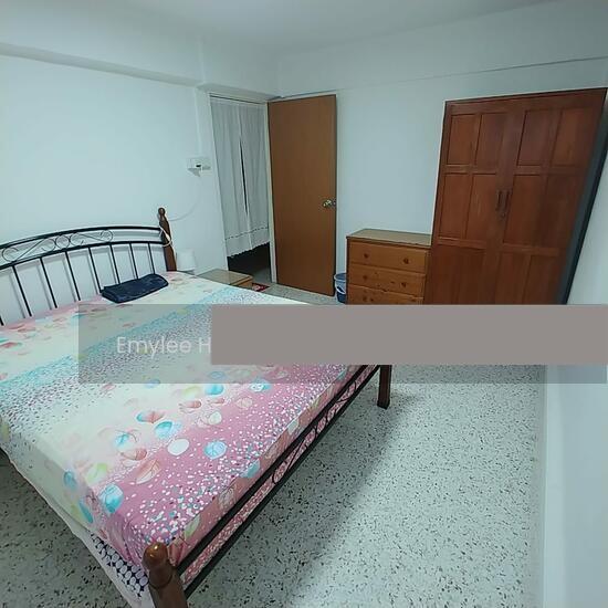 208 Boon Lay Place HDB Apartment Room Rental, $900, 1 Bed 1 Bath 100 sqft $9.00 psf