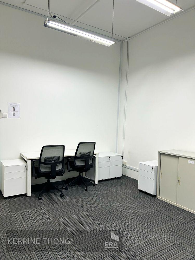 Prop-GPT: Light Industry:   Sin Ming Lane Midview City For Rent
