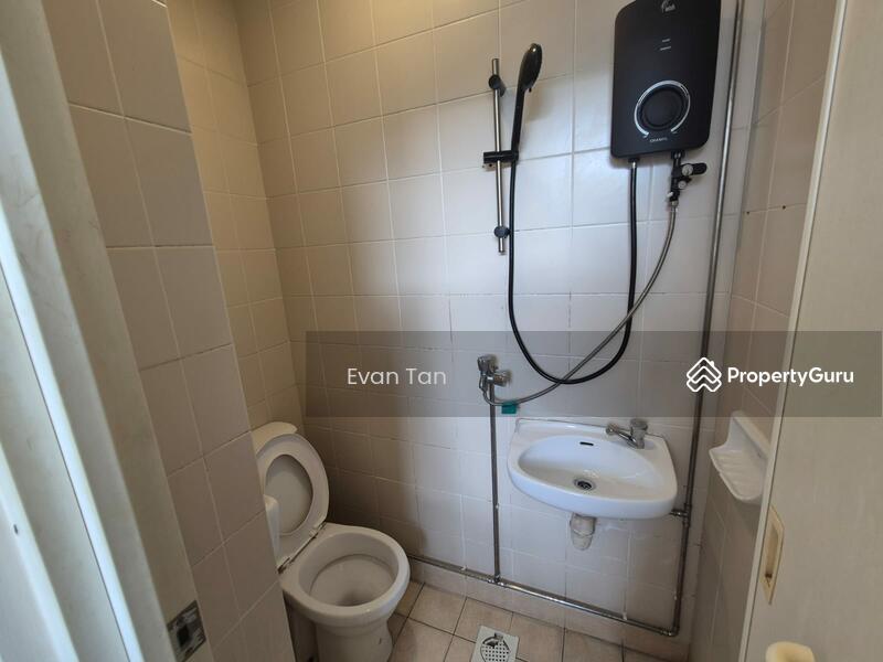 Condominium for Rent, Sims Green, SGD 1,300 | 99-year lease