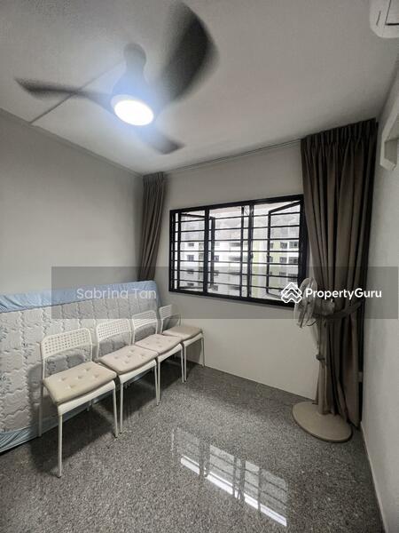 HDB Flat for Rent, 420 Canberra Road, SGD 900 | 99-year lease