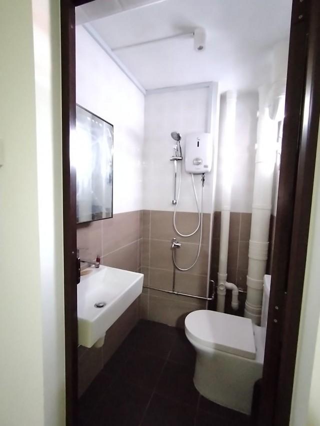 Prop-GPT: HDB Apartment: D16  18 Bedok South Road