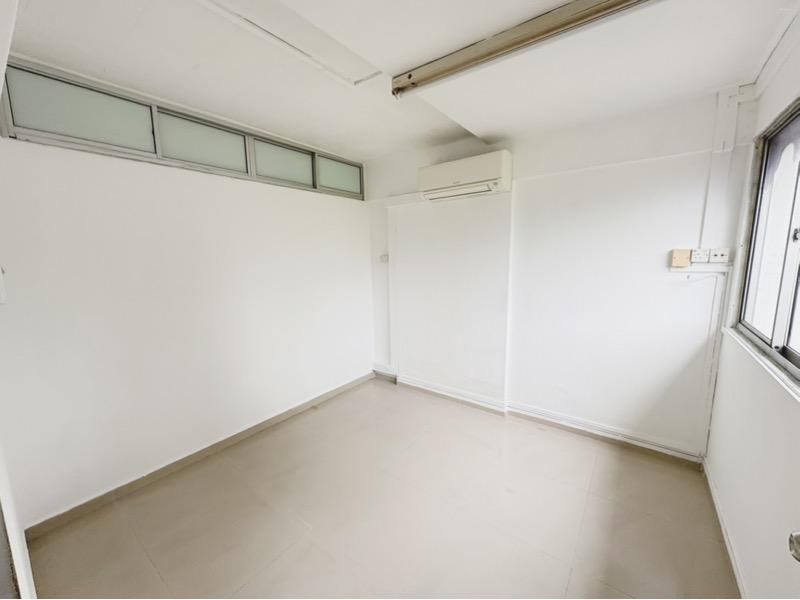 HDB Apartment for Rent: D14, 400301