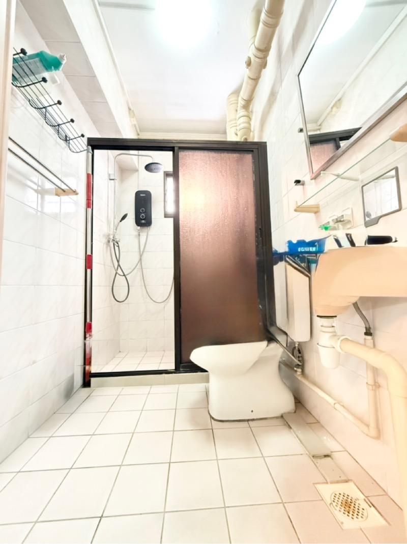 HDB Apartment for Rent, 324 Sembawang Close HDB Apartment For Rent, $2,800, 2 Bed 1 Bath 1,291 sqft $2.17 psf, SGD 2,800 | 99-year Leasehold