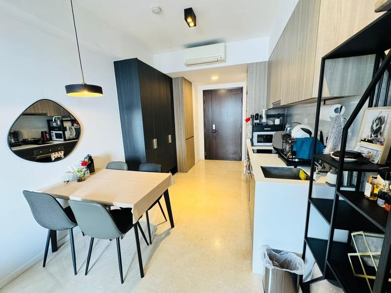Prop-GPT: Condominium: D19  Botanique at Bartley