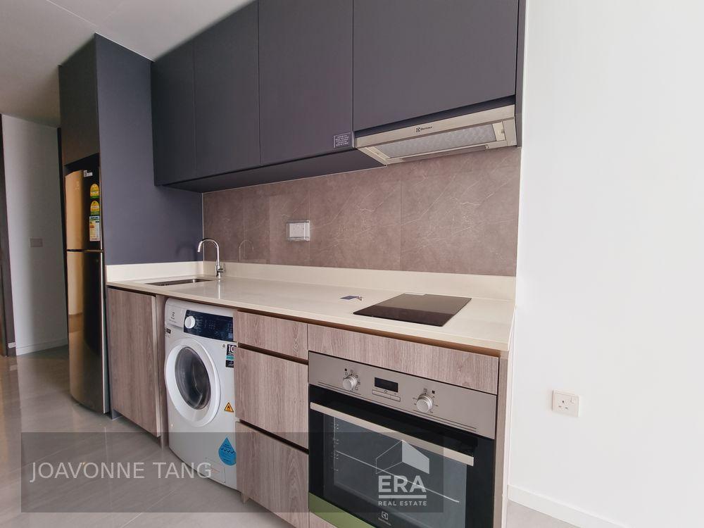 Condominium for Rent: 