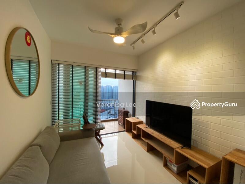Condominium for Rent: D19, 533876