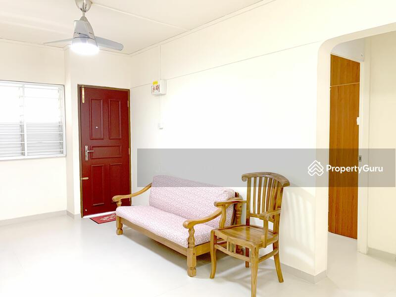 Prop-GPT: HDB Flat: D23 Bukit Batok 143 Bukit Batok Street 11
