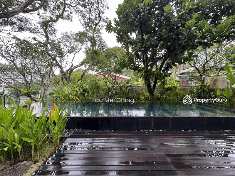 Prop-GPT: Bungalow: D10  Gallop Park Road