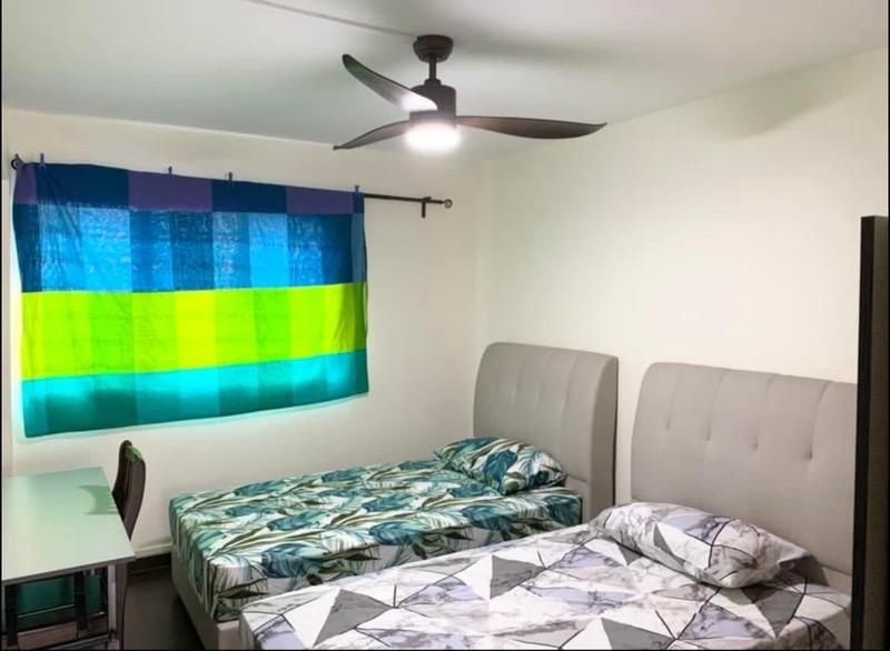 816 Woodlands Street 82 HDB Apartment For Rent, $800, 5 Bed 3 Bath 1,700 sqft $0.47 psf