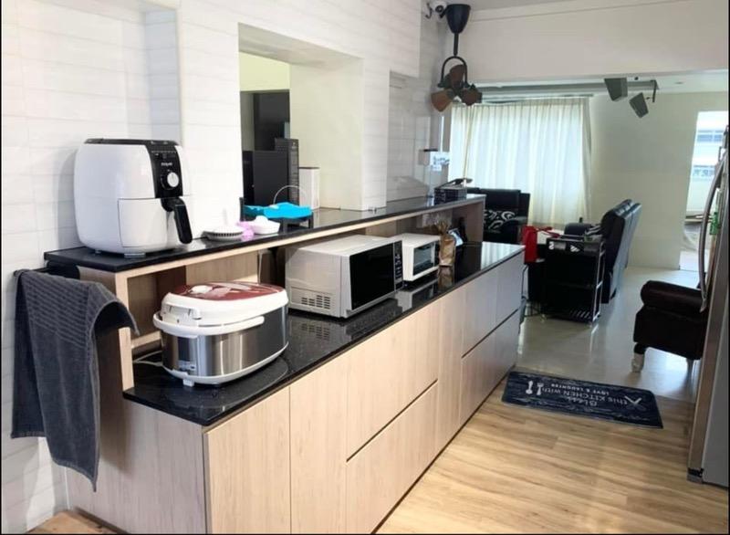 816 Woodlands Street 82 HDB Apartment For Rent, $800, 5 Bed 3 Bath 1,700 sqft $0.47 psf