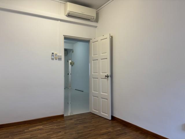 65 Tiong Poh Road HDB Apartment For Rent, $5,400, 3 Bed 1 Bath 958 sqft $5.64 psf