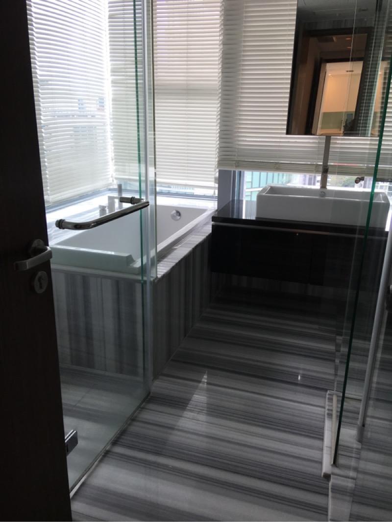 The Arc at Draycott Condominium For Rent, $7,300, 3 Bed 3 Bath 1,270 sqft $5.75 psf