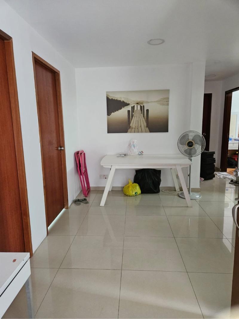 Condominium for Rent, Centro Mansions Condominium Room Rental, $1,100, 1 Bed 1 Bath 90 sqft $12.22 psf, SGD 1,100