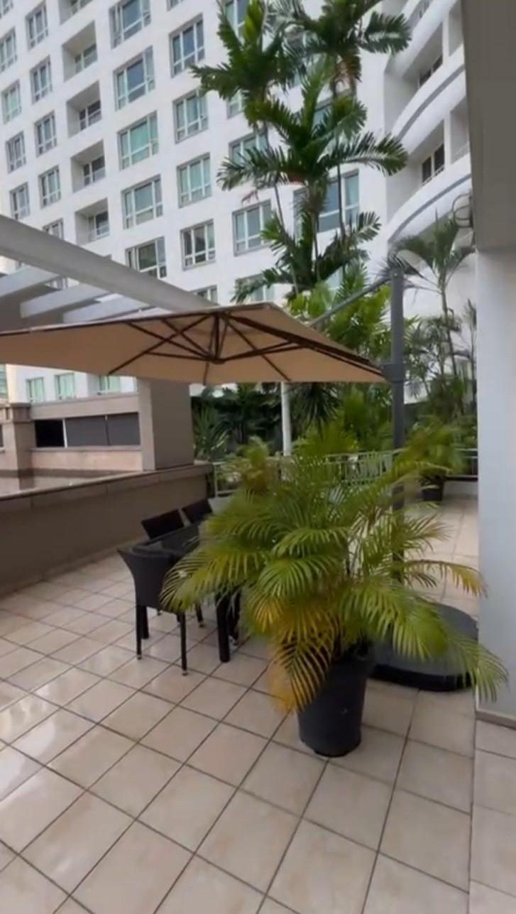 Apartment for Rent, Burlington Square Apartment For Rent, $5,300, 2 Bed 2 Bath 1,152 sqft $4.60 psf, SGD 5,300 | 99-year Leasehold