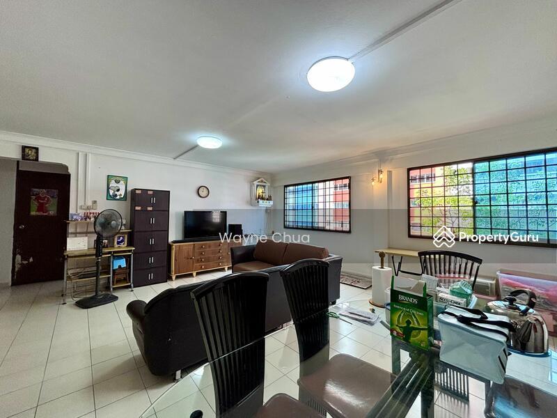 HDB Flat for Rent, CHEAP & Bright Common Room For Rent, SGD 699 | 99-year lease