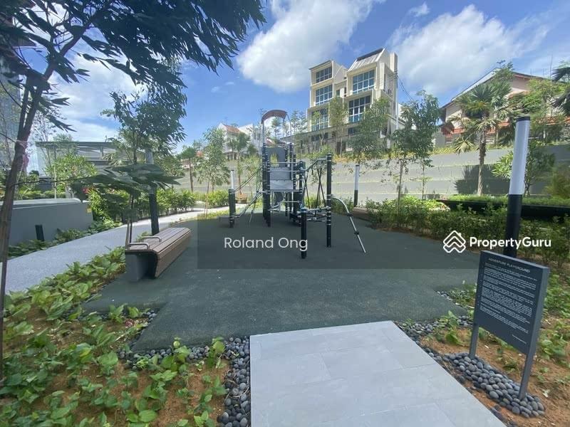 Condominium for Rent: D20, 570314