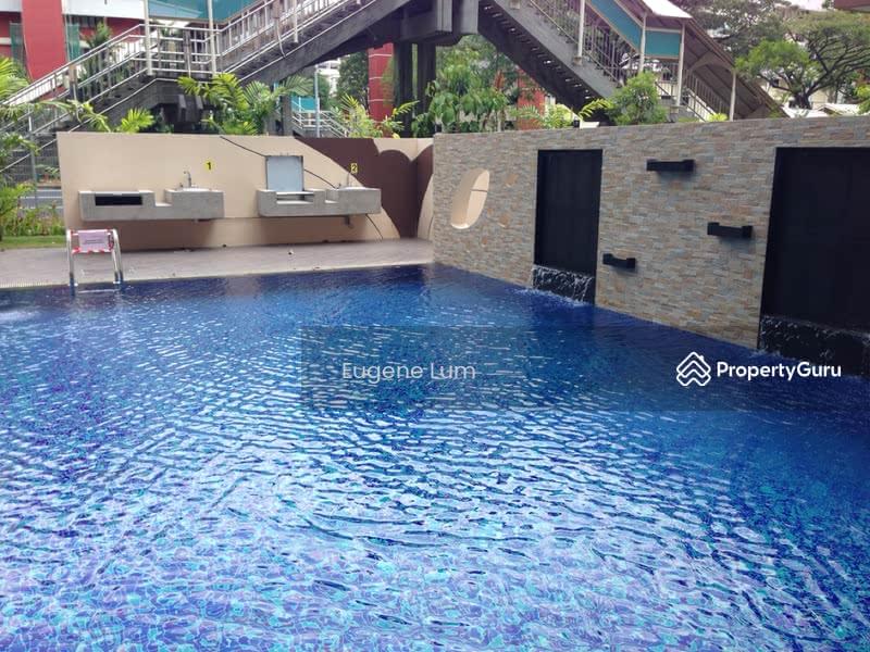 Condominium for Rent: D19, 558962