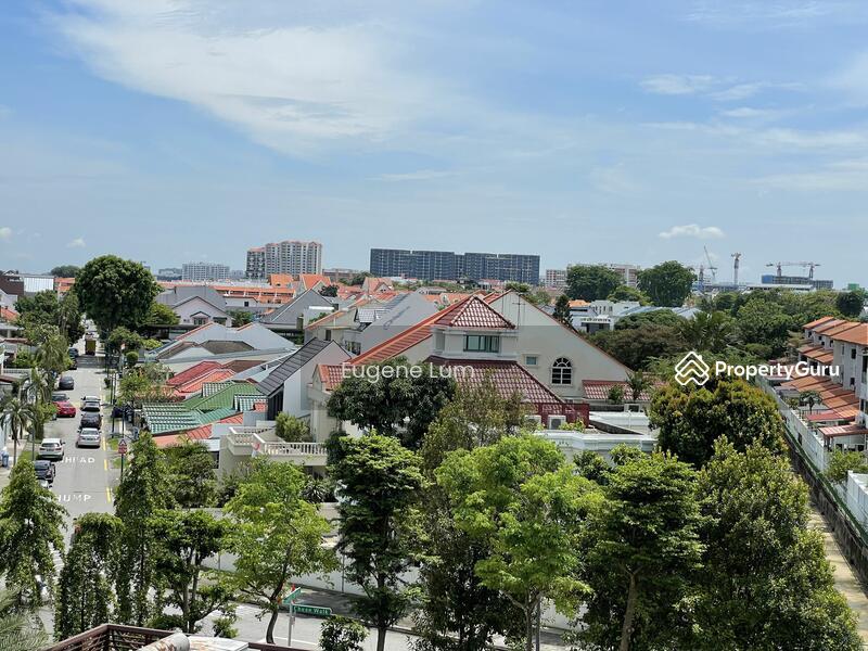 Condominium for Rent: D19, 558962