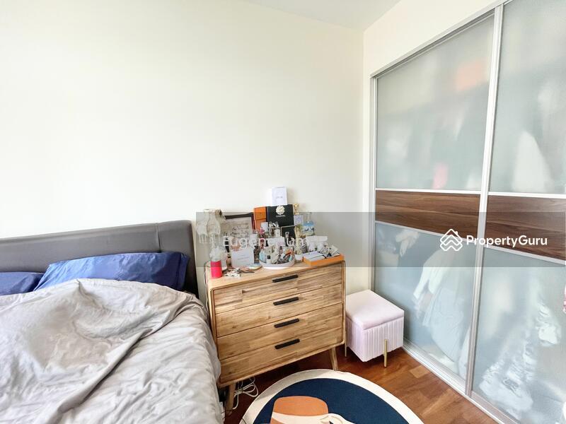 Condominium for Rent: D19, 558962