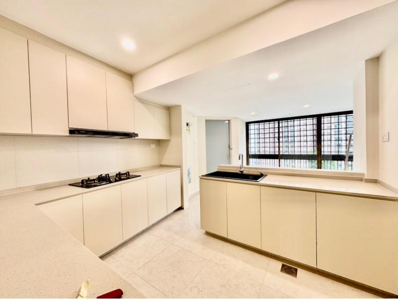 Condominium for Rent: D20, 579981