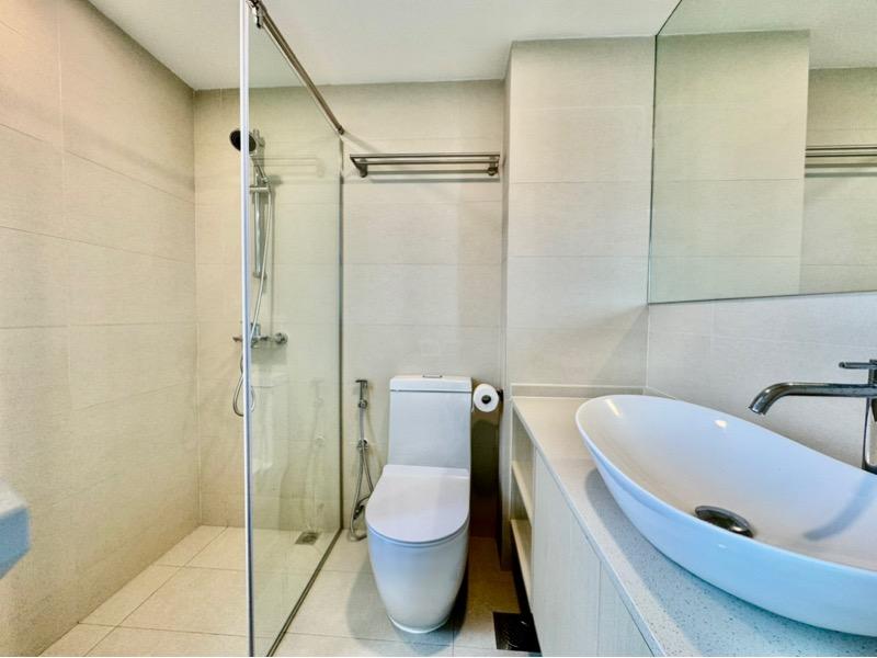 Condominium for Rent: D20, 579981