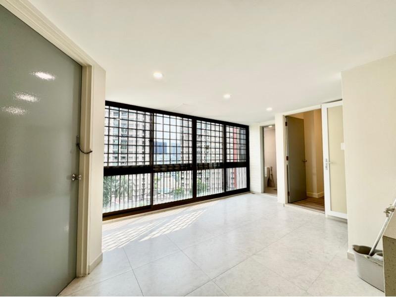 Condominium for Rent: D20, 579981