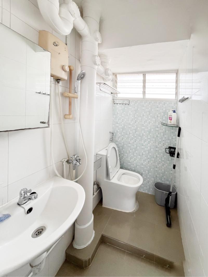 HDB Apartment for Rent, 108 Bedok North Road HDB Apartment Room Rental, $1,000, 1 Bed 1 Bath 10 sqft $100.00 psf, SGD 1,000 | 99-year Leasehold