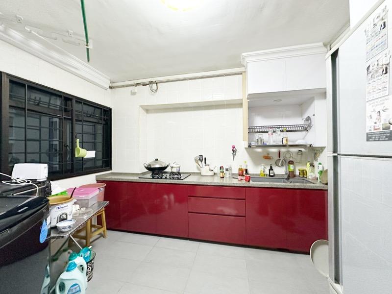HDB Apartment for Rent, 191A Rivervale Drive HDB Apartment Room Rental, $900, 1 Bed 1 Bath 1,237 sqft $0.73 psf, SGD 900 | 99-year Leasehold