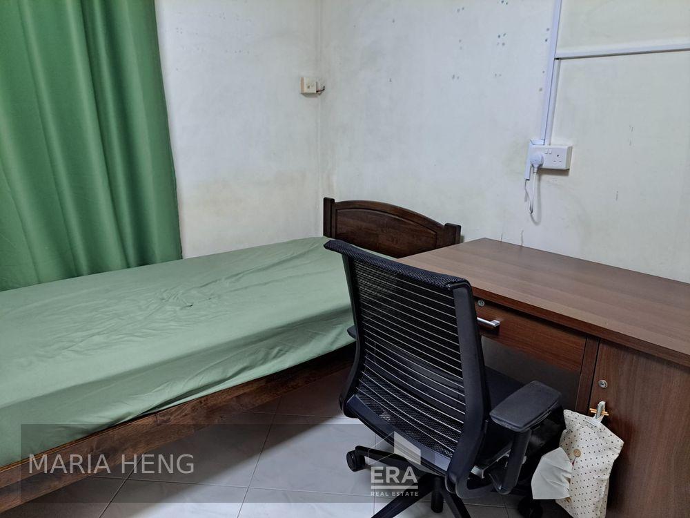 Prop-GPT: HDB - 1 room:   Ang Mo Kio Avenue 6 646 Ang Mo Kio Avenue 6 For Rent