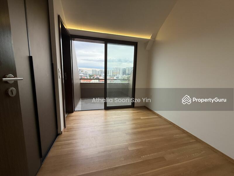 Condominium for Rent: D15, 427754