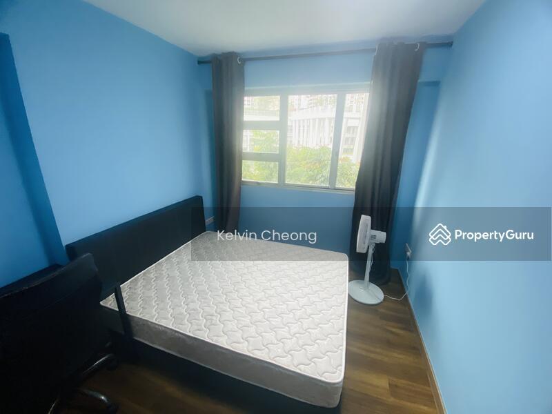 HDB Flat for Rent, 641A Senja Close, SGD 2,800 | 99-year lease