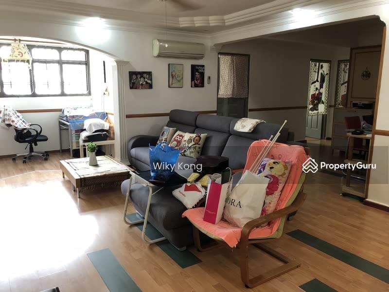 Prop-GPT: HDB Flat: D25  513 Woodlands Drive 14