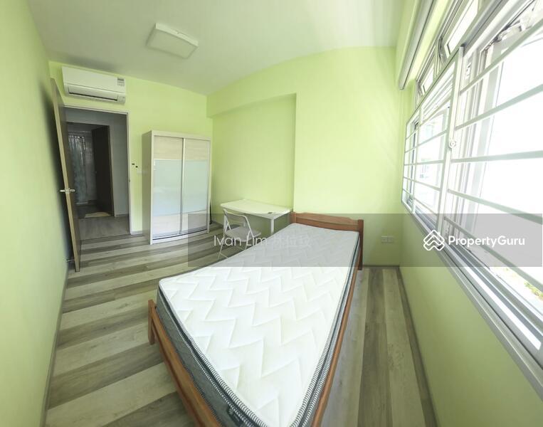Prop-GPT: HDB Flat: D19 Punggol 313A Sumang Link