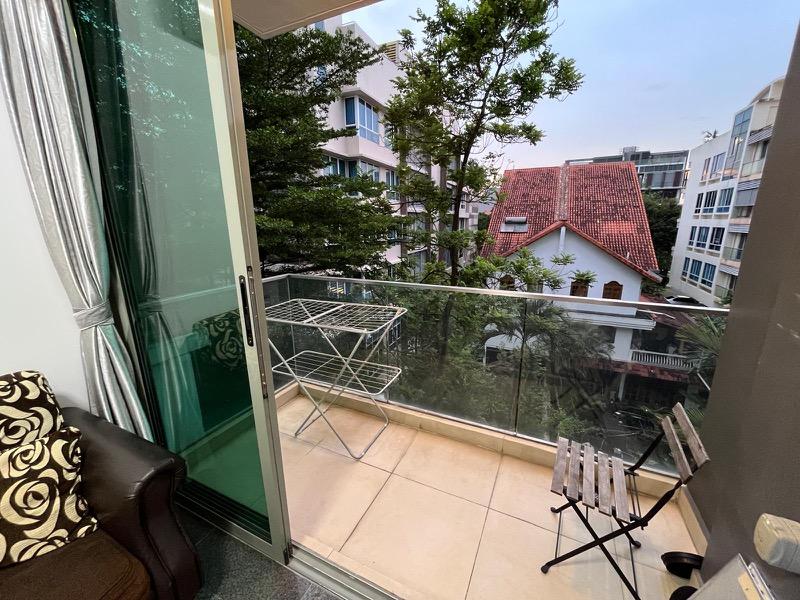 Prop-GPT: Apartment: D19  Sanctuary @813