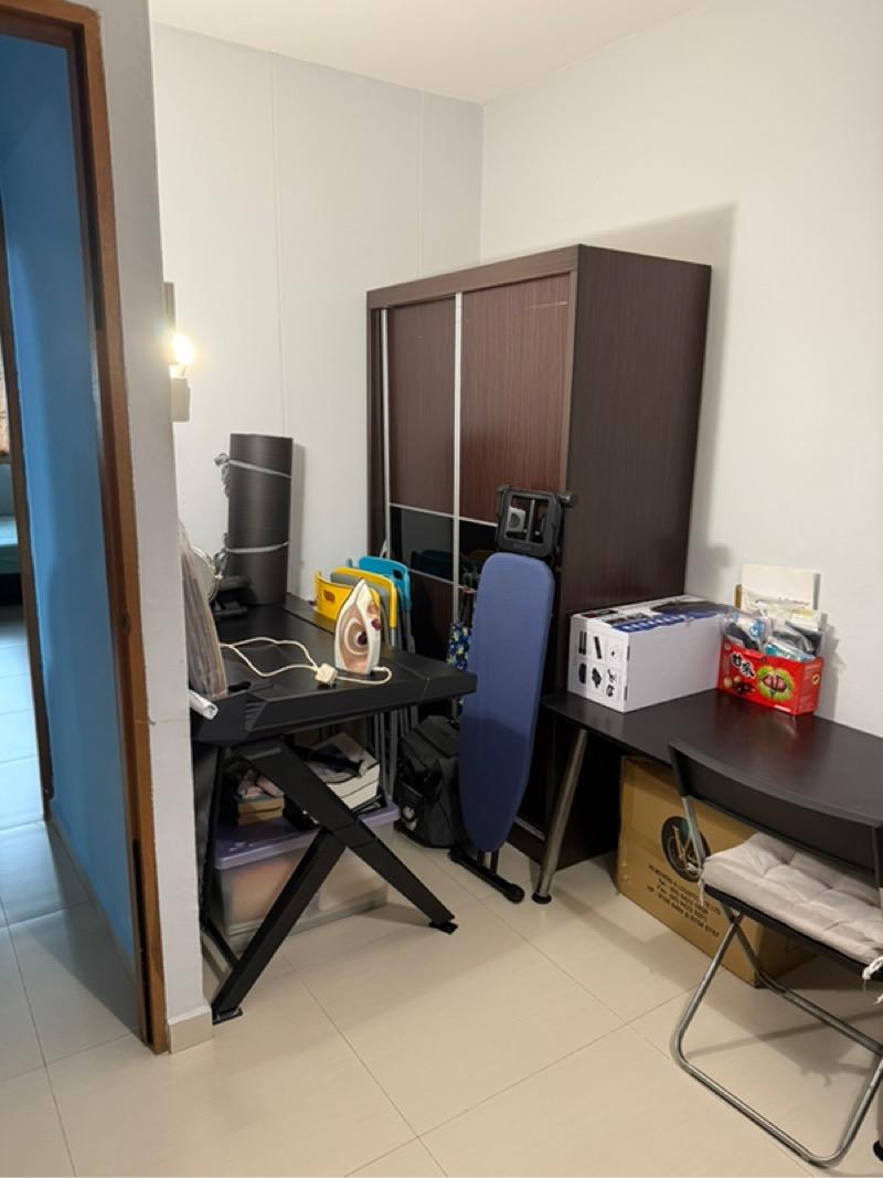 HDB Apartment for Rent, 417 Fajar Road HDB Apartment Room Rental, $800, 1 Bed 2 Bath 1,119 sqft $0.71 psf, SGD 800 | 99-year Leasehold