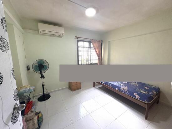 Prop-GPT: HDB Apartment: D19  911 Hougang Street 91