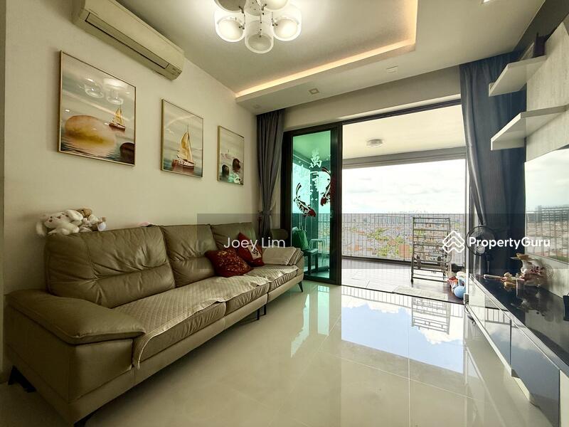 Prop-GPT: Executive Condominium: D28 Seletar The Topiary
