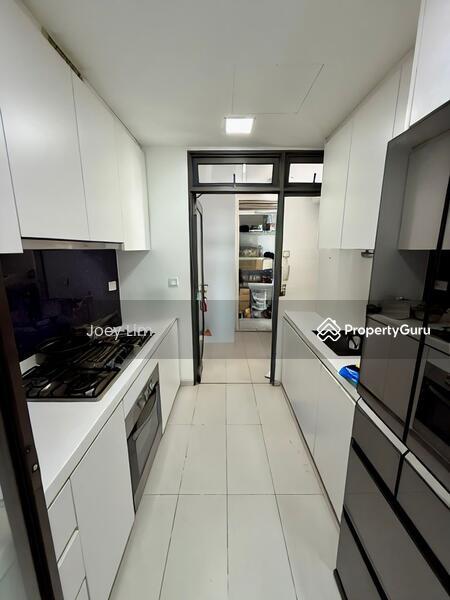 Executive Condominium for Rent, The Topiary, SGD 4,500 | 99-year lease