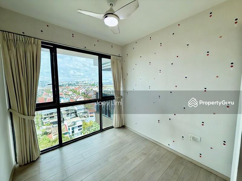Executive Condominium for Rent, The Topiary, SGD 4,500 | 99-year lease