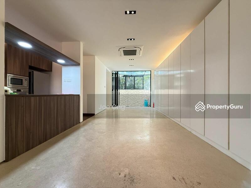 Terrace for Rent,  Juccuzi In The House -Terrace For Rent   Call Joe Ong To View !, SGD 14,999 | Freehold