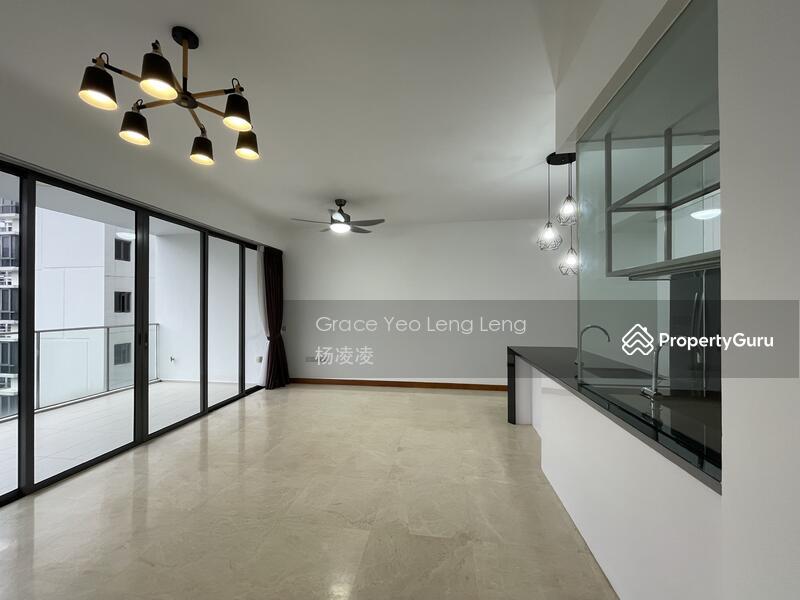 Prop-GPT: Condominium: D16  Waterfront Isle