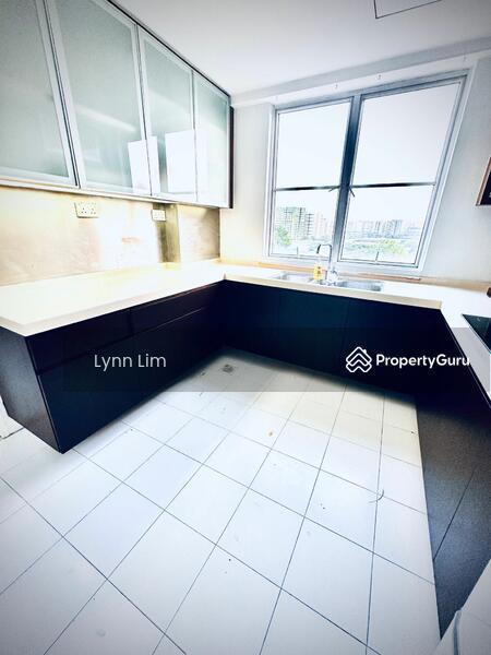 Condominium for Rent: Pasir Ris, D18, 519960