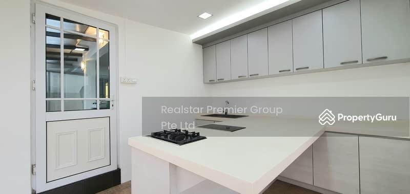 Semi-Detached for Rent: D16, 466781