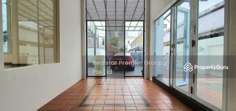 Semi-Detached for Rent: D16, 466781