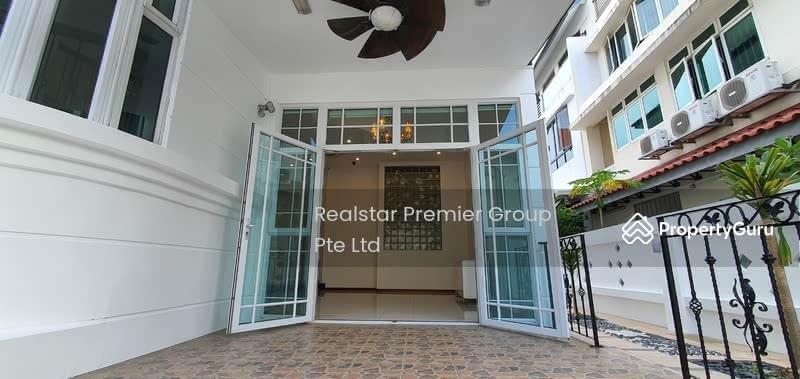 Semi-Detached for Rent: D16, 466781
