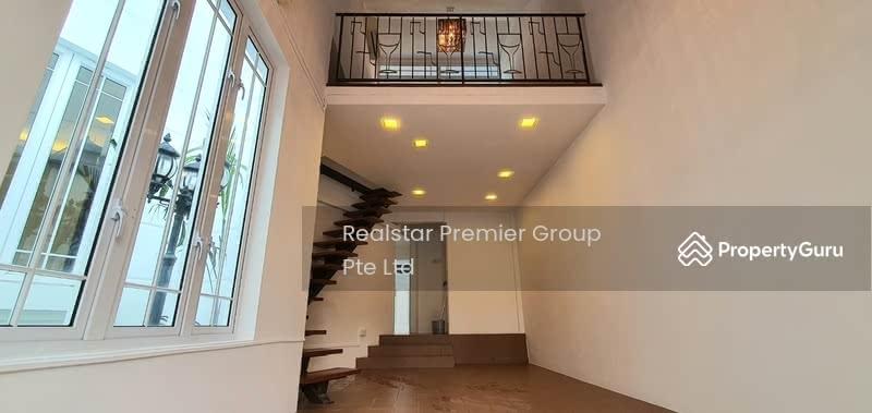 Semi-Detached for Rent: D16, 466781