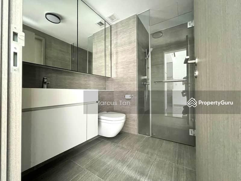 Condominium for Rent: D19, 554343